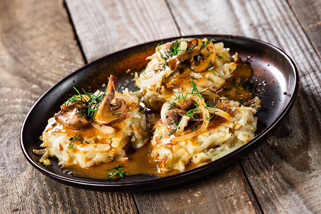 potato-cakes-with-gravy-sauce-and-champignon-2025-10-13-16-45-33-utc